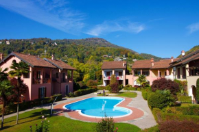 Sunflower Relax Pool and Terrace - Happy Rentals Lesa